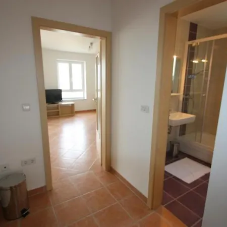 Dakovic Boba Apartment Silo (Krk)