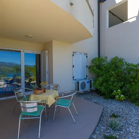 Apartmán Dakovic Boba Šilo